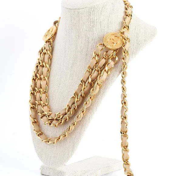 Authentic CHANEL Vintage Belt, Chanel Chain Belt, Chanel Chain and Leather Belt, - Picture 11 of 12
